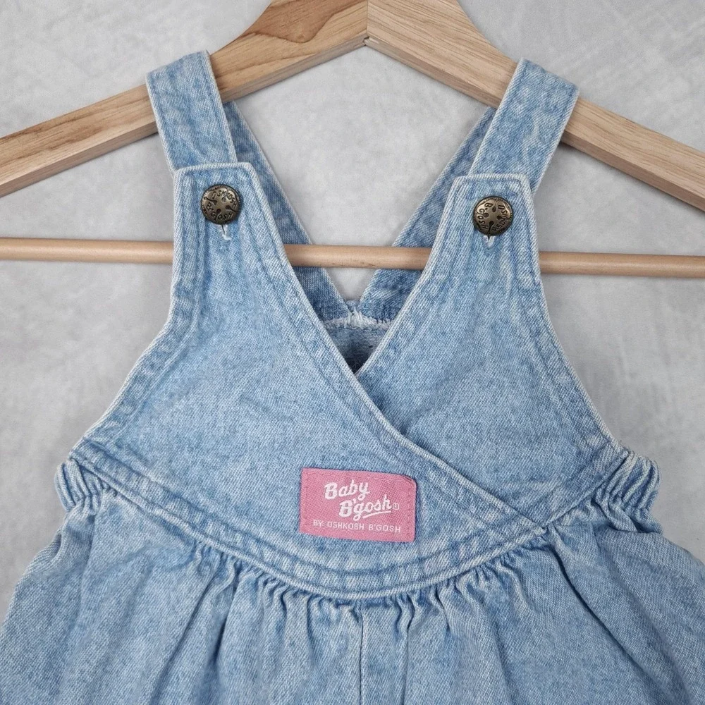 Vntg OshKosh B'gosh Denim Overalls Baby Girls12M Light Blue Pleated Vestbak USA